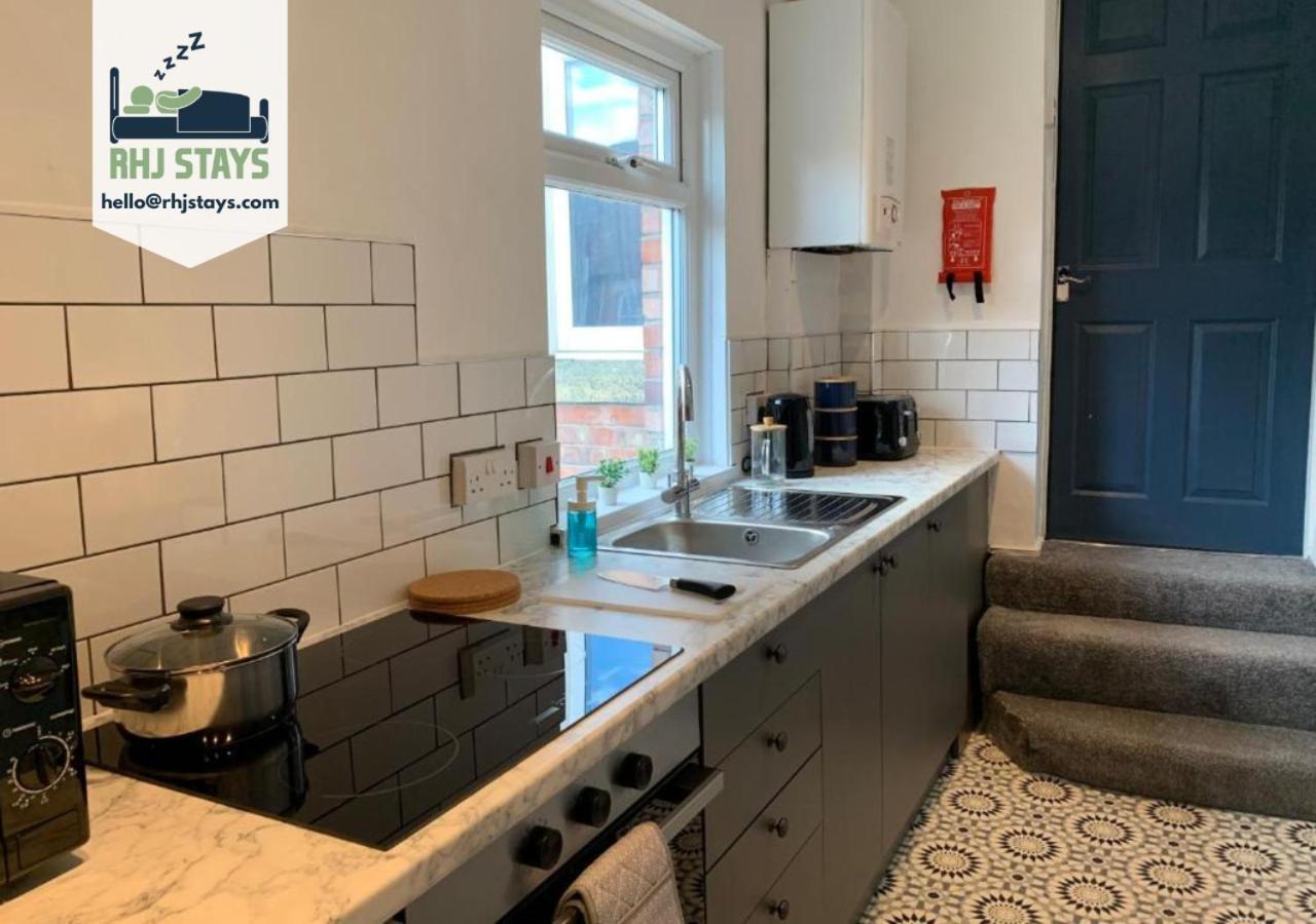 Windsor 4 - Spacious Beautiful 4 Bdrm Maisonette Nr Ncle Free Wifi Free Parking Гейтсхед Екстериор снимка