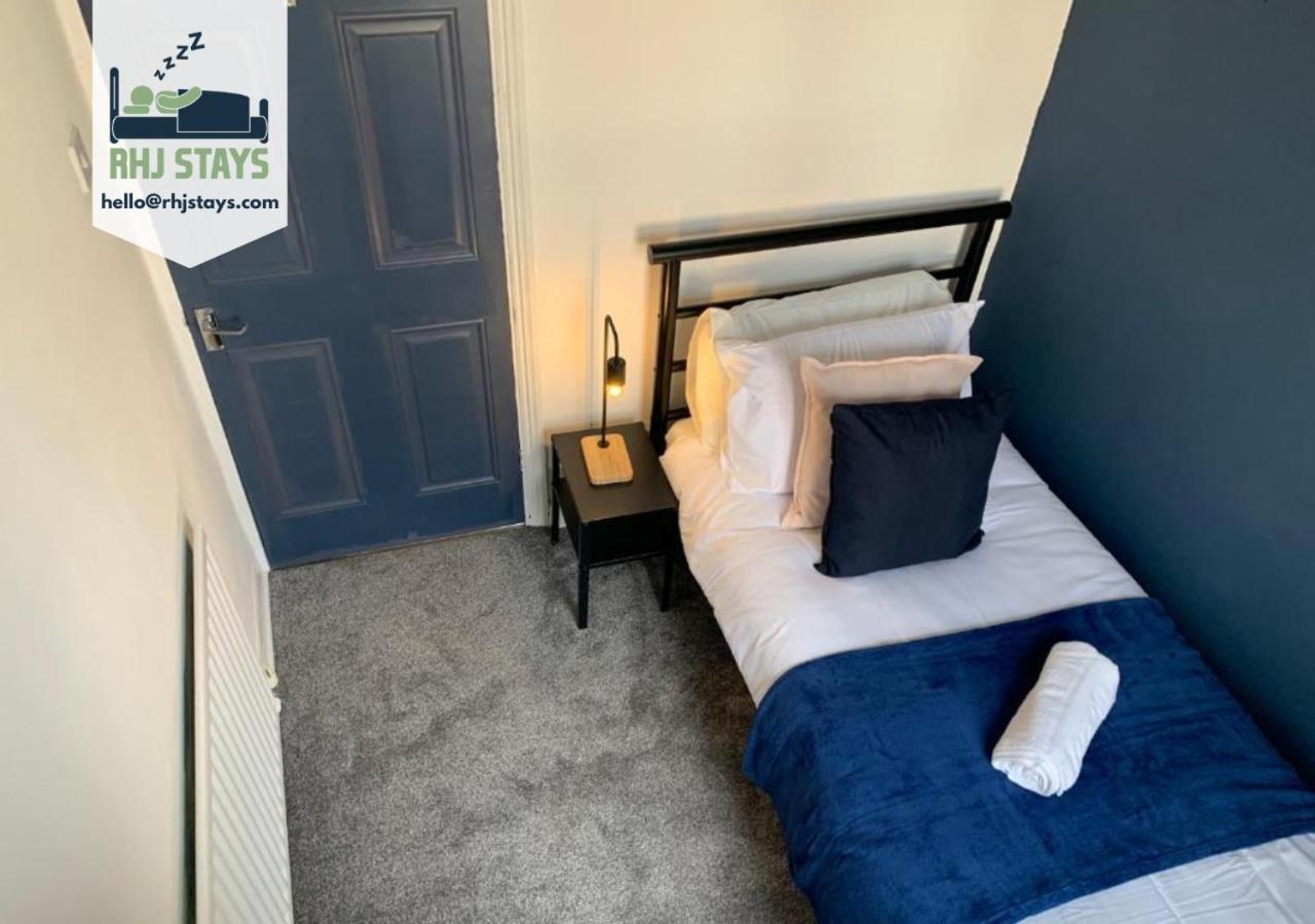 Windsor 4 - Spacious Beautiful 4 Bdrm Maisonette Nr Ncle Free Wifi Free Parking Гейтсхед Екстериор снимка