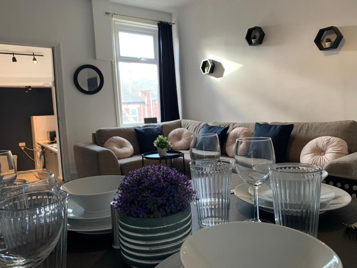Windsor 4 - Spacious Beautiful 4 Bdrm Maisonette Nr Ncle Free Wifi Free Parking Гейтсхед Екстериор снимка