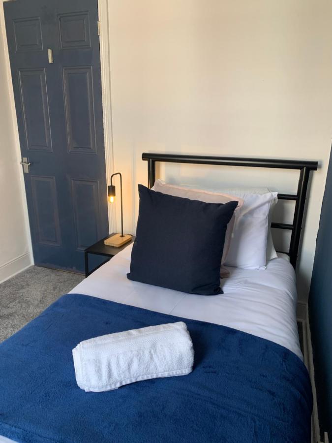 Windsor 4 - Spacious Beautiful 4 Bdrm Maisonette Nr Ncle Free Wifi Free Parking Гейтсхед Екстериор снимка